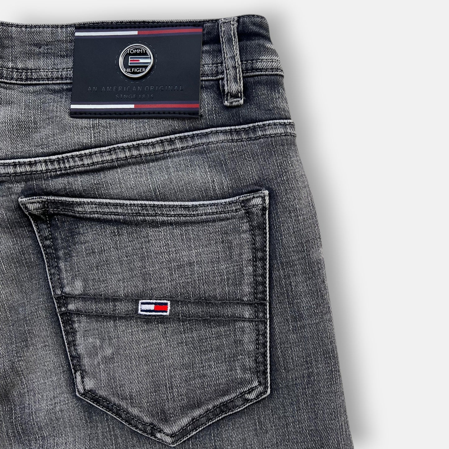 Jean Tommy - Gris
