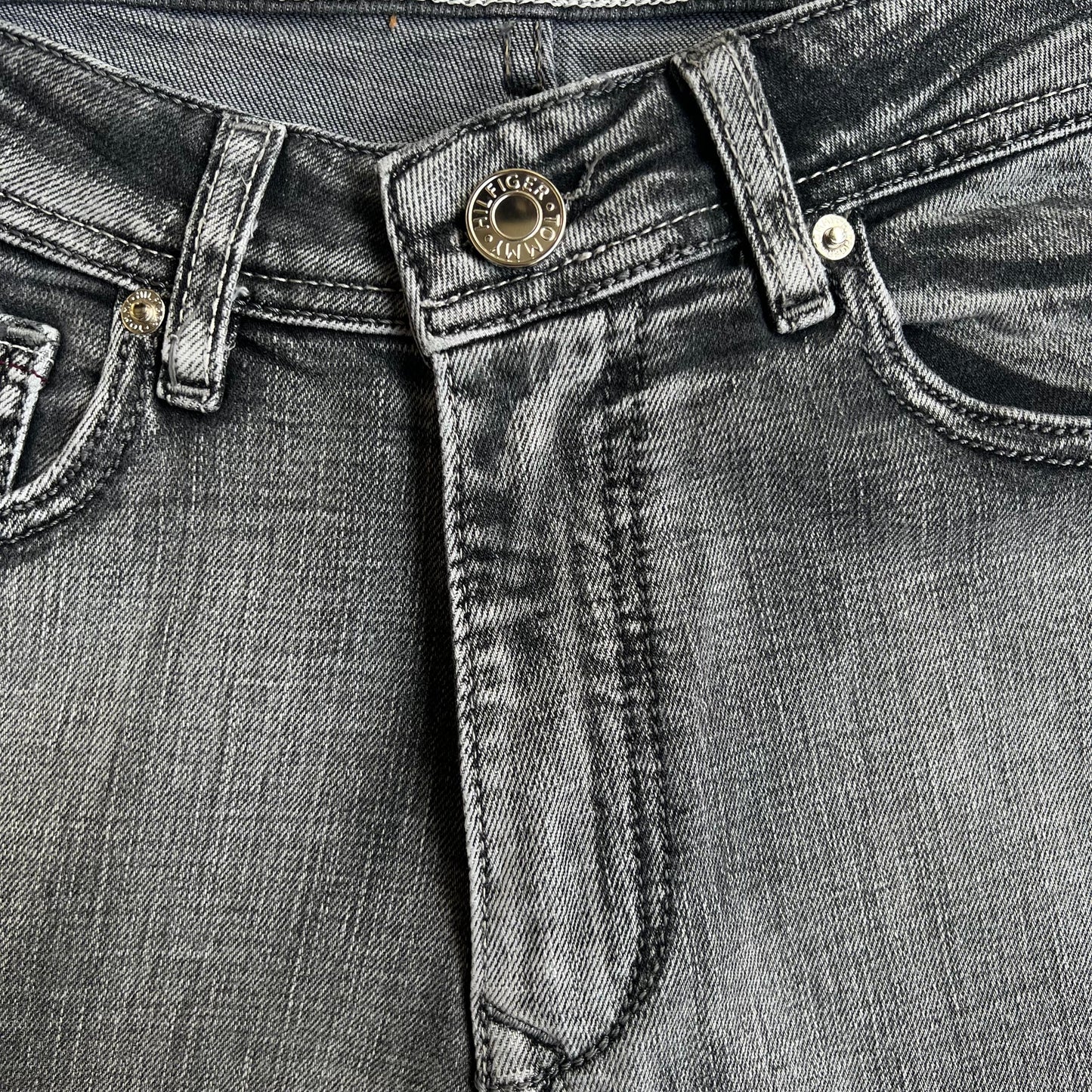 Jean Tommy - Gris
